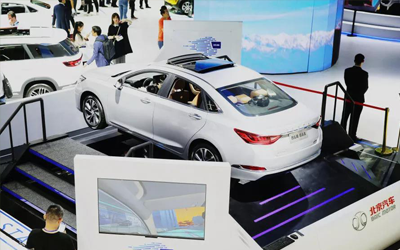 北汽車展模擬體驗(yàn)駕駛